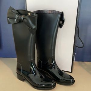 Adorable black Nine West boots sz8